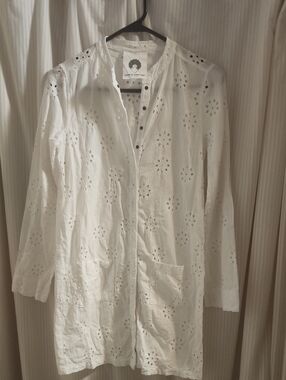 White Eyelet Long Tunic Top